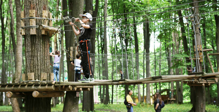 5 beneficii ale jocului in natura, pentru copii